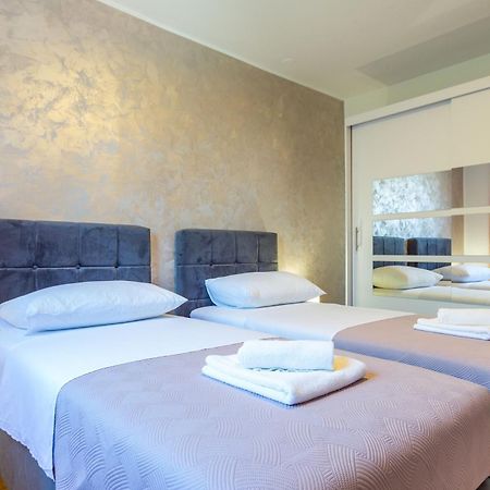 Apolon 2Bdr Apartment With Balcony ザダル エクステリア 写真