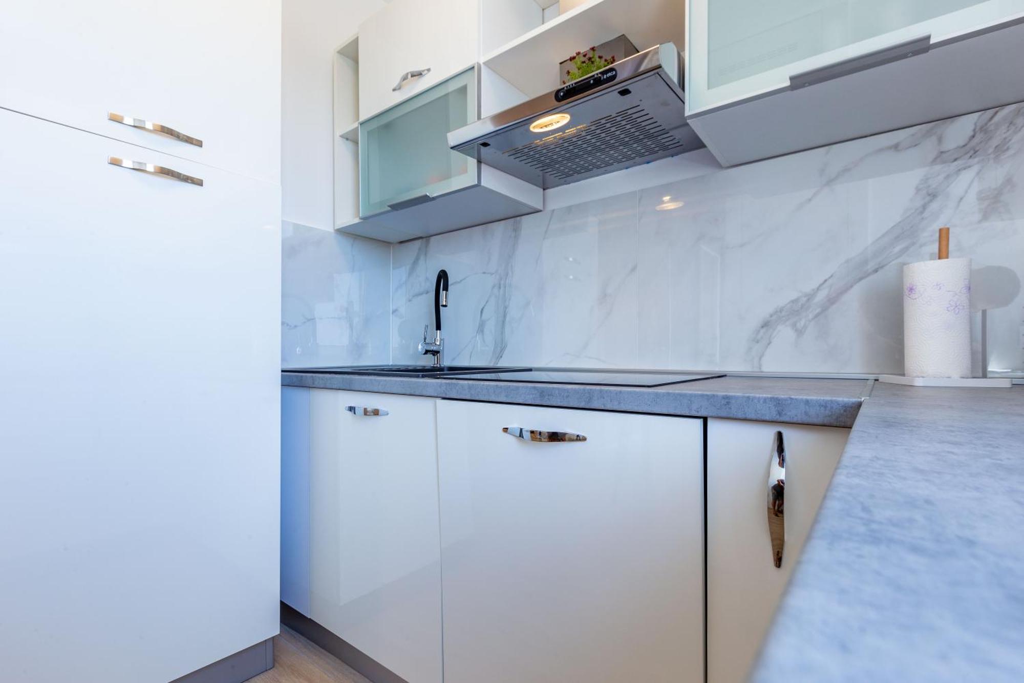 Apolon 2Bdr Apartment With Balcony ザダル エクステリア 写真