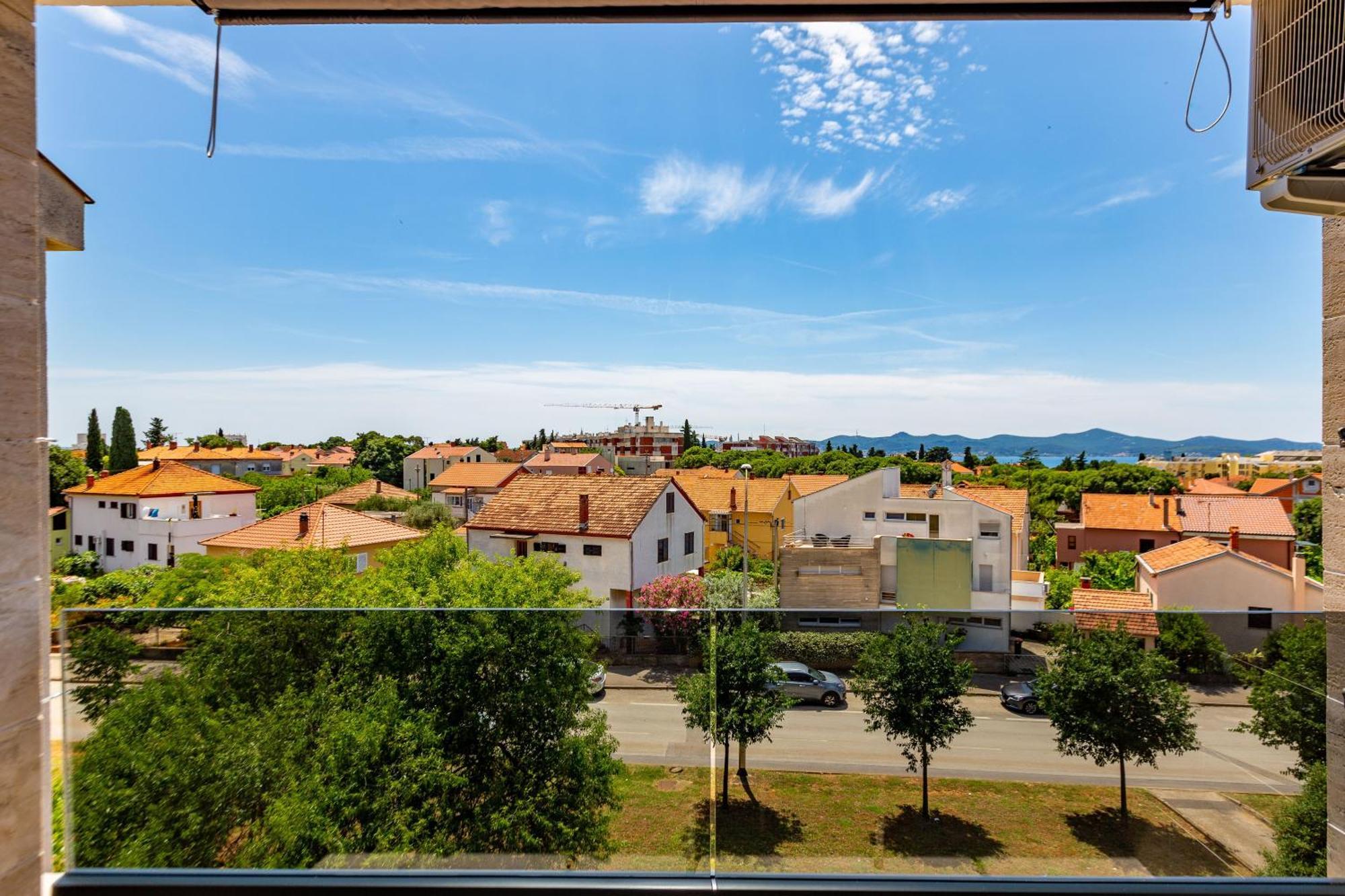 Apolon 2Bdr Apartment With Balcony ザダル エクステリア 写真